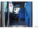 ブルーリボン　大型　送迎バス　６３人乗り　折戸式自動ドア　１ドア　総輪エアサス　ルームラック　換気扇　モケットシート　リクライニング　ガイド席　ＥＴＣ　ＤＶＤデッキ　座席数５７席　プレヒーター（14枚目）
