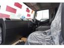 増トン　ワイド　５段クレーン　７．２トン積　６ｍ長　ラジコン　ベッド付　積載７２００ｋｇ　タダノ製　アルミブロック　フックイン　２．９３ｔ吊　角足　ＥＴＣ２．０　坂道発進補助　オートエアコン　リーフサス　メッキ　６速ＭＴ（33枚目）