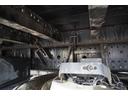 増トン　ベッド付　重機運搬車　本所ボディー製　８．８トン積　標準幅　積載８８００ｋｇ　アユミ板掛け　アユミ板付き　鳥居Ｊフック　鳥居下部鉄板張り　鳥居ラダー　スタンション穴　網工具入れ　ＬＥＤ作業灯　ＥＴＣ　坂道発進補助　６速ＭＴ　回送（15枚目）