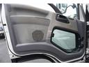 増トン　ベッド付　重機運搬車　本所ボディー製　８．８トン積　標準幅　積載８８００ｋｇ　アユミ板掛け　アユミ板付き　鳥居Ｊフック　鳥居下部鉄板張り　鳥居ラダー　スタンション穴　網工具入れ　ＬＥＤ作業灯　ＥＴＣ　坂道発進補助　６速ＭＴ　回送（30枚目）