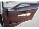 増トン パッカー車 プレス式 10.2立米 連続動作 新明和 ベッドレス 塵芥車 積載4200kg 防臭ドア 汚水タンク 網工具入れ バックカメラ ETC2.0 坂道発進補助 衝突軽減ブレーキ 車線逸脱警報 6速MT 段ボール 車両総重量10970kg(35枚目)