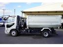 ファイター ４トン　アームロール　新明和　３．６５ｔ積　ツインシリンダー　ベッドレス　積載３６５０ｋｇ　キャブバックステップ　コンテナ付　網工具入れ　坂道発進補助　ＥＴＣ　６速ＭＴ（4枚目）