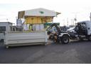 ４トン　アームロール　新明和　３．６５ｔ積　ツインシリンダー　ベッドレス　積載３６５０ｋｇ　キャブバックステップ　コンテナ付　網工具入れ　坂道発進補助　ＥＴＣ　６速ＭＴ（30枚目）