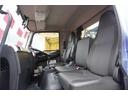 ４トン　アームロール　新明和　３．６トン積　ツインシリンダー　ベッドレス　積載３６００ｋｇ　キャブバックステップ　網工具入れ　バックカメラ　ＥＴＣ　坂道発進補助　メッキ　６ＭＴ（22枚目）