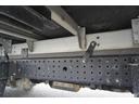 ワイドロング　アルミバン　３．５トン積　サイドドア　５速ＭＴ　積載３５００ｋｇ　ラッシング２段　９０度ストッパー　バックカメラ　左電格ミラー　坂道発進補助　フォグランプ　衝突軽減ブレーキ　車線逸脱警報　パブコ製（21枚目）