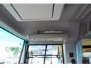観光バス 28人乗 スイング自動ドア トランク 荷室スペース 2ドア モケットシート リクライニング 小型トランク エアサス 後席モニター 冷蔵庫 マイク オートエアコン バックカメラ ルームラック ETC メッキホイールライナー AT ガイド席 フルセグTV(27枚目)