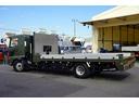 ヒノレンジャー 4トン ワイド ベッド付 重機運搬車 ウインチ ラジコン タダノ製ハイジャッキ 造りボディー 積載2050kg アユミ板掛け アルミブロック 鳥居シマ板張り 作業灯 坂道発進補助 衝突軽減ブレーキ 車線逸脱警報 6速MT セルフローダー 回送 寝台 ETC(6枚目)