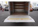 10尺 パネルバン 2トン サイドドア 跳上垂直パワーゲート 積載2000kg ラッシング4段 床フック 箱ラダー付 ルーフキャリア バックカメラ ETC2.0 ナビ 左電格ミラー フォグランプ 衝突軽減ブレーキ 全低床 AT 標準幅 ショート アルミバン(42枚目)