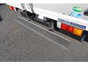 ロング　アルミバン　３トン積　サイドドア　ラッシング２段　標準幅　積載３０００ｋｇ　左電格ミラー　坂道発進補助　スマートキー　ＬＥＤヘッドライト　フォグランプ　９０度ストッパー　パブコ製　衝突軽減ブレーキ　車線逸脱警報　５速ＭＴ（35枚目）