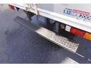 １０尺　アルミバン　２トン積　ラッシング２段　バックカメラ　積載２０００ｋｇ　ＥＴＣ　フォグランプ　全高２７７ｃｍ　衝突軽減ブレーキ　車線逸脱警報　パブコ製　５速ＭＴ　標準幅　ショート　左電格ミラー　９０度ストッパー（36枚目）