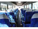送迎バス　３９人乗　２ドア　スイング自動ドア　プレヒーター　モケットシート　荷室スペース　小型トランク　総輪エアサス　ガイド席　オートエアコン　バックカメラ　ルームラック　アルミホイール　ＡＴ（46枚目）