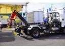 ４トン　フックロール　ツインシリンダー　キャブバックステップ　ベッドレス　極東製　積載３４５０ｋｇ　網工具入れ　ラジコン　ルーフキャリア　ＥＴＣ　坂道発進補助　衝突軽減ブレーキ　車線逸脱警報　６速ＭＴ　アームロール（36枚目）