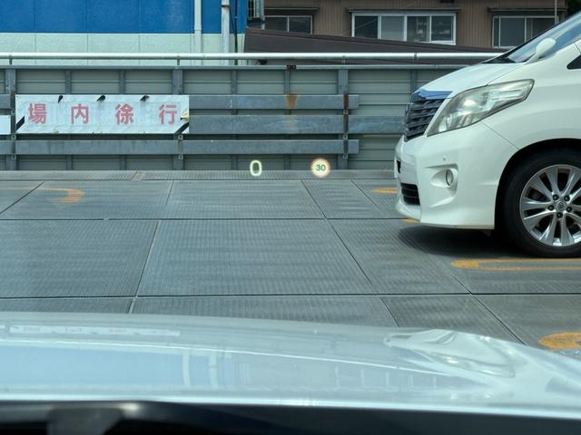 Ｖ９０ クロスカントリー　Ｂ６　ＡＷＤ　プロ　エアサス　・１年保証・車両品質評価書（４．５点）・点検整備付・正規ディーラー車・ＰｉｌｏｔＡｓｓｉｓｔ・シートリラクゼーション・２０２４年製造タイヤ・ナビ・ＡｐｐｌｅＣａｒＰｌａｙ・ワンオーナー・禁煙車・記録簿（46枚目）