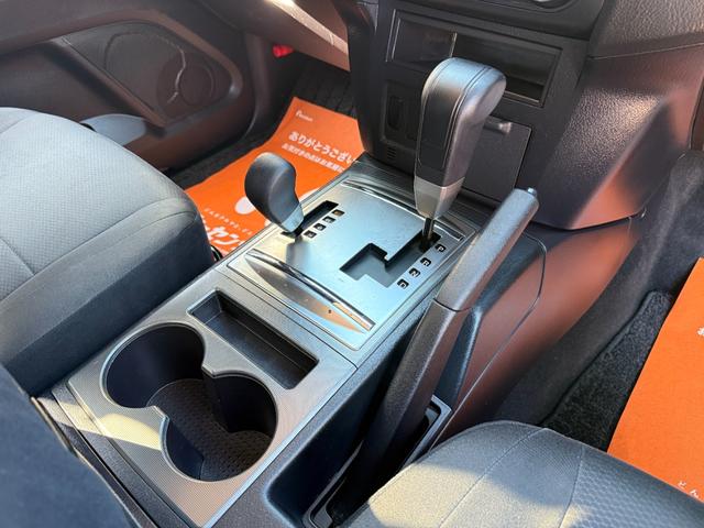 パジェロ ロング　ＧＲ　・保証付き・ＯＢＤ故障診断済み・車両品質評価書付（４点）・点検整備付・ナビ・バックカメラ・ＥＴＣ・センターデフロック・オートエアコン・キーレス・リヤフォグランプ・記録簿・禁煙車（37枚目）