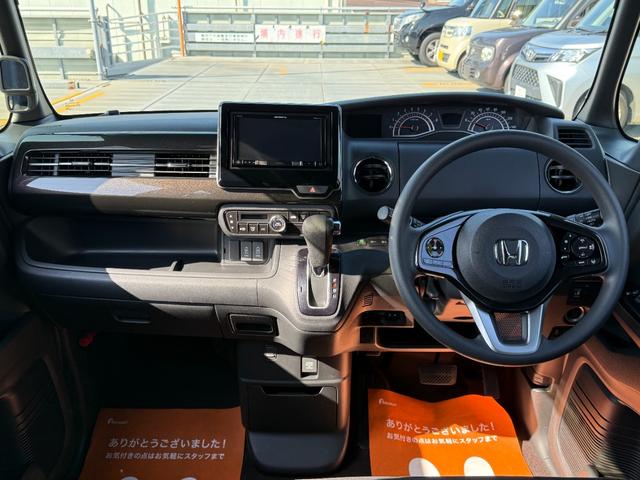 Ｎ－ＢＯＸカスタム Ｇ・Ｌホンダセンシング　・１年保証付・車両品質評価書付き（４．５点）・車検整備付・オートスライドドア・衝突軽減ブレーキ・アダプティブクルーズコントロール・ナビ・ＴＶ・バックカメラ・スマートキー・ワンオーナー・記録簿・禁煙車（2枚目）