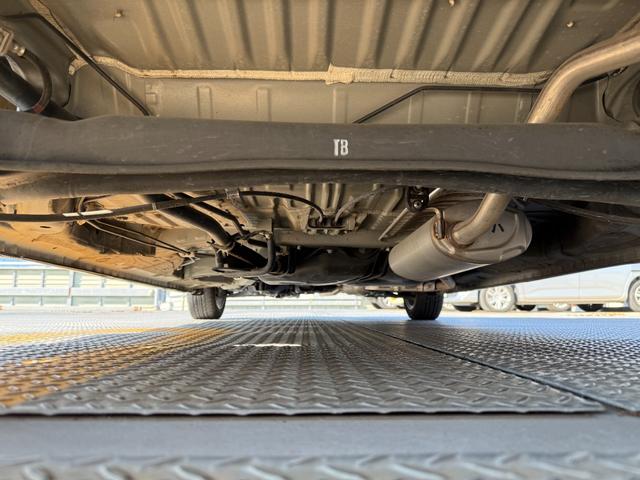 Ｎ－ＢＯＸカスタム Ｇ・Ｌホンダセンシング　・１年保証付・車両品質評価書付き（４．５点）・車検整備付・オートスライドドア・衝突軽減ブレーキ・アダプティブクルーズコントロール・ナビ・ＴＶ・バックカメラ・スマートキー・ワンオーナー・記録簿・禁煙車（12枚目）