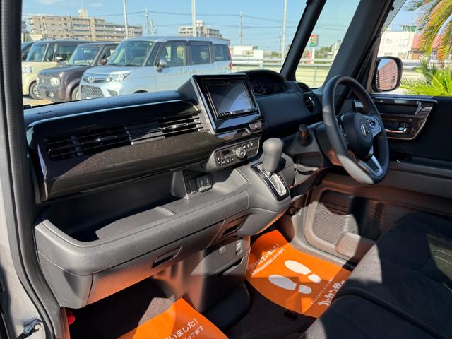 Ｎ－ＢＯＸカスタム Ｇ・Ｌホンダセンシング　・１年保証付・車両品質評価書付き（４．５点）・車検整備付・オートスライドドア・衝突軽減ブレーキ・アダプティブクルーズコントロール・ナビ・ＴＶ・バックカメラ・スマートキー・ワンオーナー・記録簿・禁煙車（24枚目）