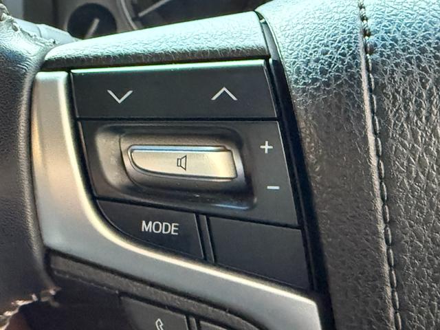 ランドクルーザー AX ・1年保証付・車両品質評価書付き・車検整備付・トヨタセーフティセンス・アダプティブクルーズコントロール・ナビ・TV・バックカメラ・ETC・HDMI入力・BLUETOOH・LEDライト・スマートキー(18枚目)