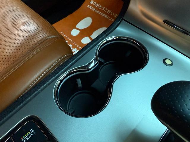 ジープ・グランドチェロキー ＳＲＴ８（22枚目）