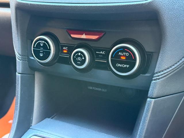 XV 1.6i-L アイサイト ・1年保証付・OBD故障診断済み・車両品質評価書・点検整備付・冬タイヤ付き・レカローシート・アイサイト・アダプティブクルーズコントロール・ナビ・バックカメラ・USB充電・ワンオーナー・記録簿・禁煙車(14枚目)