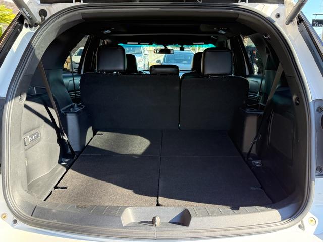 エクスプローラー リミテッド ・1年保証付・車両品質評価書付・点検整備付・正規ディーラー車・最終モデル・サンルーフ・黒レザー/パワーシート・マイフォードタッチ・バック/フロント/サイドカメラ・クルーズコントロール ・記録簿・禁煙車(12枚目)