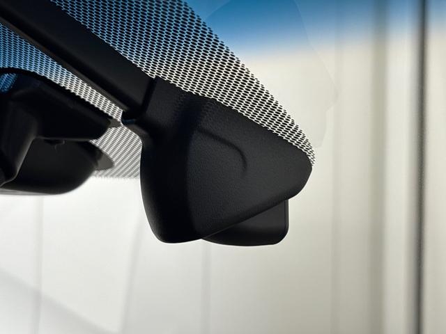 フリード Ｇ・ホンダセンシング　純正メモリーナビ　フルセグＴＶ　バックカメラ　両側パワースライドドア　ＥＴＣ　スマートキー　ドラレコ　シートヒーター　Ｃパッケージ　Ｓパッケージ　オートリトラミラー　Ｆセグ　追突被害軽減ブレーキ（19枚目）