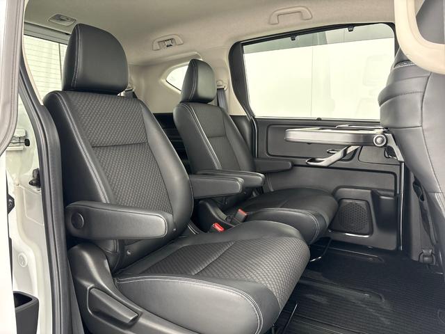 フリード Ｇ・ホンダセンシング　純正メモリーナビ　フルセグＴＶ　バックカメラ　両側パワースライドドア　ＥＴＣ　スマートキー　ドラレコ　シートヒーター　Ｃパッケージ　Ｓパッケージ　オートリトラミラー　Ｆセグ　追突被害軽減ブレーキ（32枚目）