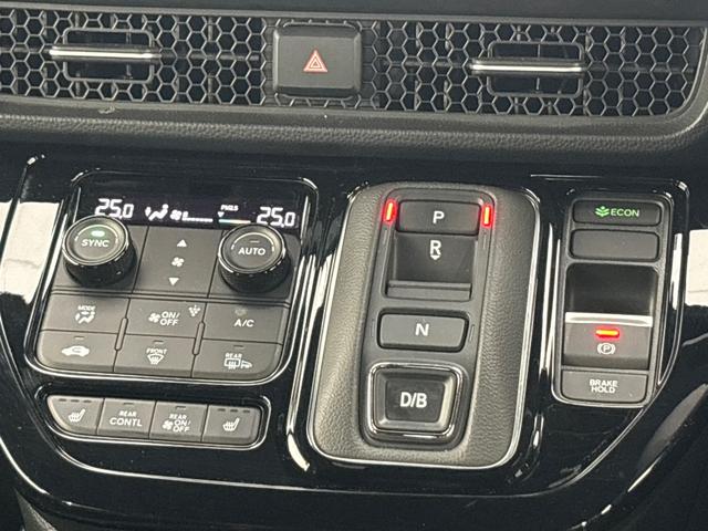 ステップワゴン ｅ：ＨＥＶスパーダ　純正メモリーナビ　フルセグＴＶ　バックカメラ　両側パワースライドドア　前後ドラレコ　サイドカーテンエアバック　ＥＴＣ２．０　パワーテールゲート　ブラインドスポットインフォメーション　１オーナー　ＥＳＣ（28枚目）