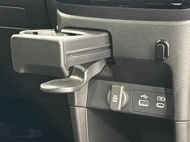 ステップワゴン ｅ：ＨＥＶスパーダ　純正メモリーナビ　フルセグＴＶ　バックカメラ　両側パワースライドドア　前後ドラレコ　サイドカーテンエアバック　ＥＴＣ２．０　パワーテールゲート　ブラインドスポットインフォメーション　１オーナー　ＥＳＣ（33枚目）