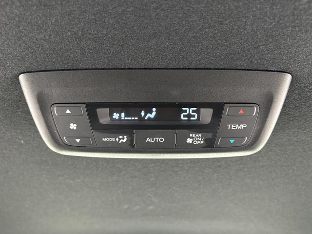 ステップワゴン ｅ：ＨＥＶスパーダ　純正メモリーナビ　フルセグＴＶ　バックカメラ　両側パワースライドドア　前後ドラレコ　サイドカーテンエアバック　ＥＴＣ２．０　パワーテールゲート　ブラインドスポットインフォメーション　１オーナー　ＥＳＣ（42枚目）