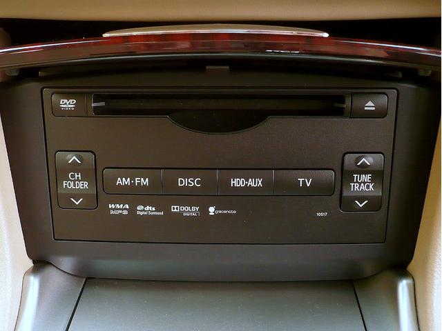 クラウン ロイヤルサルーン　純正ＨＤＤナビ　フルセグＴＶ　バックカメラ　ＣＤ録＆ＤＶＤ　Ｂｌｕｅｔｏｏｔｈ電話＆音楽　ＵＳＢ　ＥＴＣ　スマートキー　クルーズコントロール　運転＆助手席パワーシート　ＨＩＤライト　モデリスタマフラー（47枚目）
