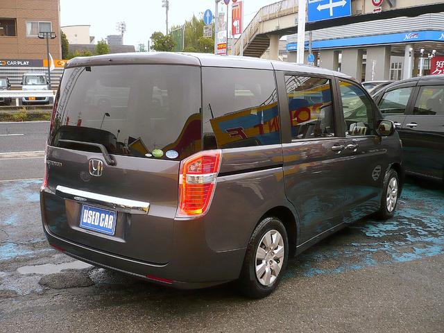 ステップワゴン G Eセレクション 純正8型メモリーナビ フルセグTV バックカメラ CD録音&DVD再生 Bluetooth電話のみ ETC スマートキー 後席フリップダウンモニター 両側自動ドア クルーズコントロール I-STOP(14枚目)