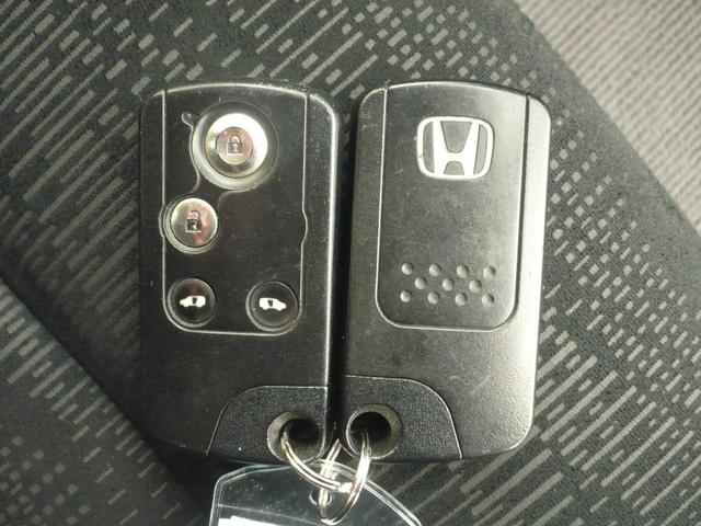 ステップワゴン G Eセレクション 純正8型メモリーナビ フルセグTV バックカメラ CD録音&DVD再生 Bluetooth電話のみ ETC スマートキー 後席フリップダウンモニター 両側自動ドア クルーズコントロール I-STOP(26枚目)