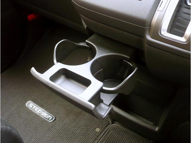 ステップワゴン G Eセレクション 純正8型メモリーナビ フルセグTV バックカメラ CD録音&DVD再生 Bluetooth電話のみ ETC スマートキー 後席フリップダウンモニター 両側自動ドア クルーズコントロール I-STOP(40枚目)