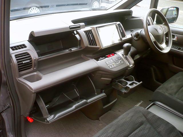 ステップワゴン G Eセレクション 純正8型メモリーナビ フルセグTV バックカメラ CD録音&DVD再生 Bluetooth電話のみ ETC スマートキー 後席フリップダウンモニター 両側自動ドア クルーズコントロール I-STOP(43枚目)