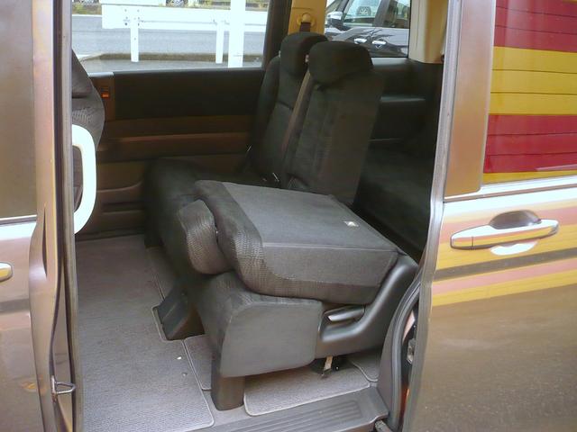 ステップワゴン G Eセレクション 純正8型メモリーナビ フルセグTV バックカメラ CD録音&DVD再生 Bluetooth電話のみ ETC スマートキー 後席フリップダウンモニター 両側自動ドア クルーズコントロール I-STOP(60枚目)