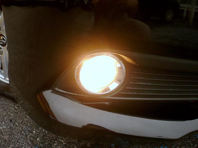 ノア ハイブリッドG 純9型ナビ 地DTV Bカメラ CD&DVD Bluetooth電話&音楽 ETC スマートキー 後席フリップダウンモニター 両側自動ドア クルコン 前席Sヒーター LEDライト セーフティーセンス(11枚目)