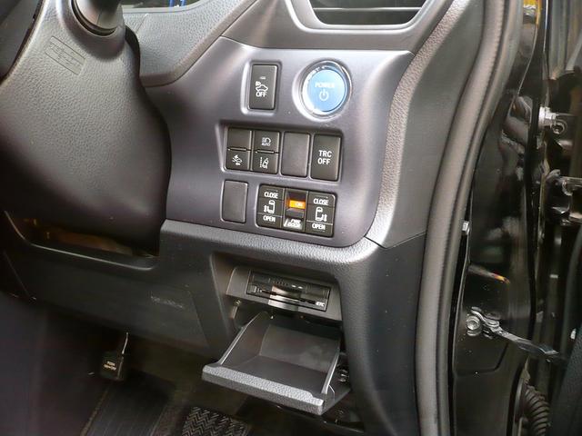 ノア ハイブリッドG 純9型ナビ 地DTV Bカメラ CD&DVD Bluetooth電話&音楽 ETC スマートキー 後席フリップダウンモニター 両側自動ドア クルコン 前席Sヒーター LEDライト セーフティーセンス(23枚目)