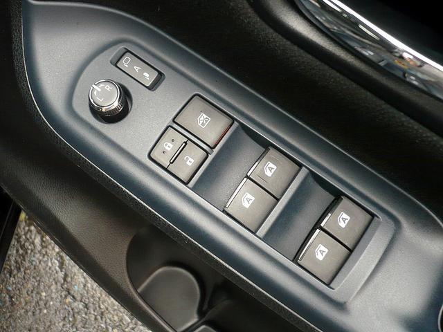 ノア ハイブリッドG 純9型ナビ 地DTV Bカメラ CD&DVD Bluetooth電話&音楽 ETC スマートキー 後席フリップダウンモニター 両側自動ドア クルコン 前席Sヒーター LEDライト セーフティーセンス(29枚目)