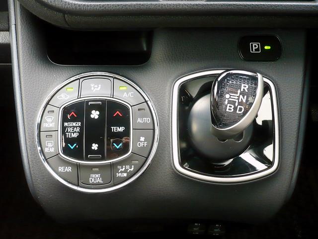 ノア ハイブリッドG 純9型ナビ 地DTV Bカメラ CD&DVD Bluetooth電話&音楽 ETC スマートキー 後席フリップダウンモニター 両側自動ドア クルコン 前席Sヒーター LEDライト セーフティーセンス(41枚目)