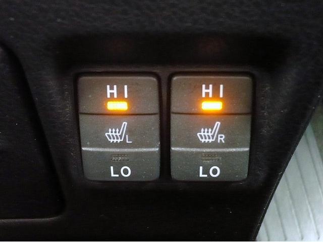 ノア ハイブリッドG 純9型ナビ 地DTV Bカメラ CD&DVD Bluetooth電話&音楽 ETC スマートキー 後席フリップダウンモニター 両側自動ドア クルコン 前席Sヒーター LEDライト セーフティーセンス(43枚目)