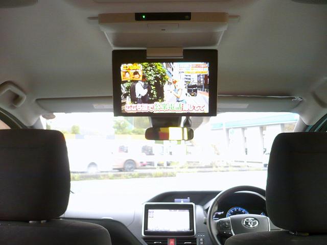 ノア ハイブリッドG 純9型ナビ 地DTV Bカメラ CD&DVD Bluetooth電話&音楽 ETC スマートキー 後席フリップダウンモニター 両側自動ドア クルコン 前席Sヒーター LEDライト セーフティーセンス(47枚目)