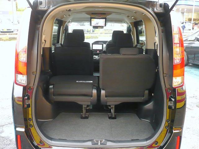 ノア ハイブリッドG 純9型ナビ 地DTV Bカメラ CD&DVD Bluetooth電話&音楽 ETC スマートキー 後席フリップダウンモニター 両側自動ドア クルコン 前席Sヒーター LEDライト セーフティーセンス(67枚目)