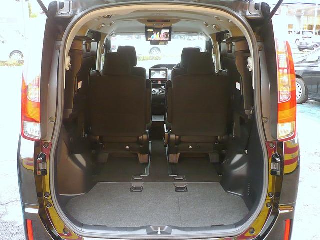 ノア ハイブリッドG 純9型ナビ 地DTV Bカメラ CD&DVD Bluetooth電話&音楽 ETC スマートキー 後席フリップダウンモニター 両側自動ドア クルコン 前席Sヒーター LEDライト セーフティーセンス(70枚目)