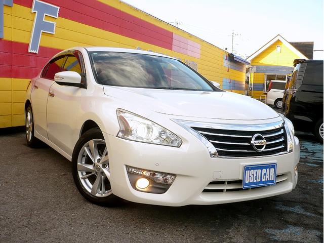 ティアナ ＸＶ　ナビＡＶＭパッケージ　純正ＳＤナビ　地ＤＴＶ　全周囲カメラ　ＣＤ＆ＤＶＤ　Ｂｌｕｅｔｏｏｔｈ　ＵＳＢ　ＥＴＣ　スマキー　本革シート＆前席シートヒーター＆クーラー＆Ｐシート　クルコン　前後Ｃセンサー　ＨＩＤライト　エマブレ（2枚目）