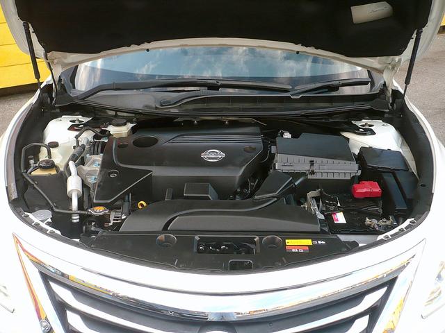 ティアナ ＸＶ　ナビＡＶＭパッケージ　純正ＳＤナビ　地ＤＴＶ　全周囲カメラ　ＣＤ＆ＤＶＤ　Ｂｌｕｅｔｏｏｔｈ　ＵＳＢ　ＥＴＣ　スマキー　本革シート＆前席シートヒーター＆クーラー＆Ｐシート　クルコン　前後Ｃセンサー　ＨＩＤライト　エマブレ（15枚目）