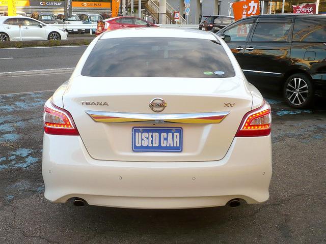 ティアナ ＸＶ　ナビＡＶＭパッケージ　純正ＳＤナビ　地ＤＴＶ　全周囲カメラ　ＣＤ＆ＤＶＤ　Ｂｌｕｅｔｏｏｔｈ　ＵＳＢ　ＥＴＣ　スマキー　本革シート＆前席シートヒーター＆クーラー＆Ｐシート　クルコン　前後Ｃセンサー　ＨＩＤライト　エマブレ（20枚目）