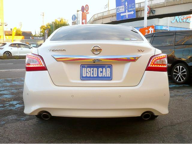 ティアナ ＸＶ　ナビＡＶＭパッケージ　純正ＳＤナビ　地ＤＴＶ　全周囲カメラ　ＣＤ＆ＤＶＤ　Ｂｌｕｅｔｏｏｔｈ　ＵＳＢ　ＥＴＣ　スマキー　本革シート＆前席シートヒーター＆クーラー＆Ｐシート　クルコン　前後Ｃセンサー　ＨＩＤライト　エマブレ（21枚目）