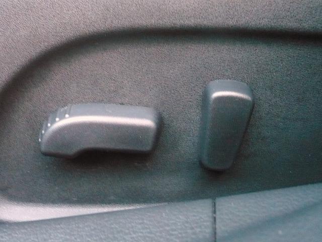 ティアナ ＸＶ　ナビＡＶＭパッケージ　純正ＳＤナビ　地ＤＴＶ　全周囲カメラ　ＣＤ＆ＤＶＤ　Ｂｌｕｅｔｏｏｔｈ　ＵＳＢ　ＥＴＣ　スマキー　本革シート＆前席シートヒーター＆クーラー＆Ｐシート　クルコン　前後Ｃセンサー　ＨＩＤライト　エマブレ（59枚目）