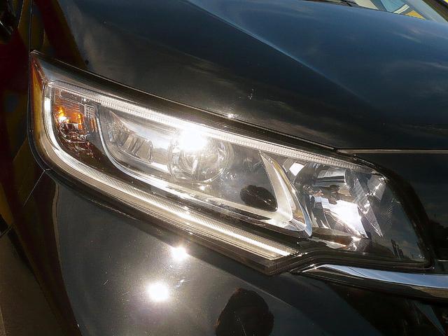 フリードハイブリッド ハイブリッド・Ｇホンダセンシング　社外メモリーナビ　地ＤＴＶ　Ｂカメラ　ＣＤ録＆ＤＶＤ　Ｂｌｕｅｔｏｏｔｈ電話＆音楽　ＥＴＣ　スマートキー　前席Ｓヒーター　フリップダウンモニター　両側自動ドア　レーダークルコン　ＬＥＤライト　衝突軽減（11枚目）